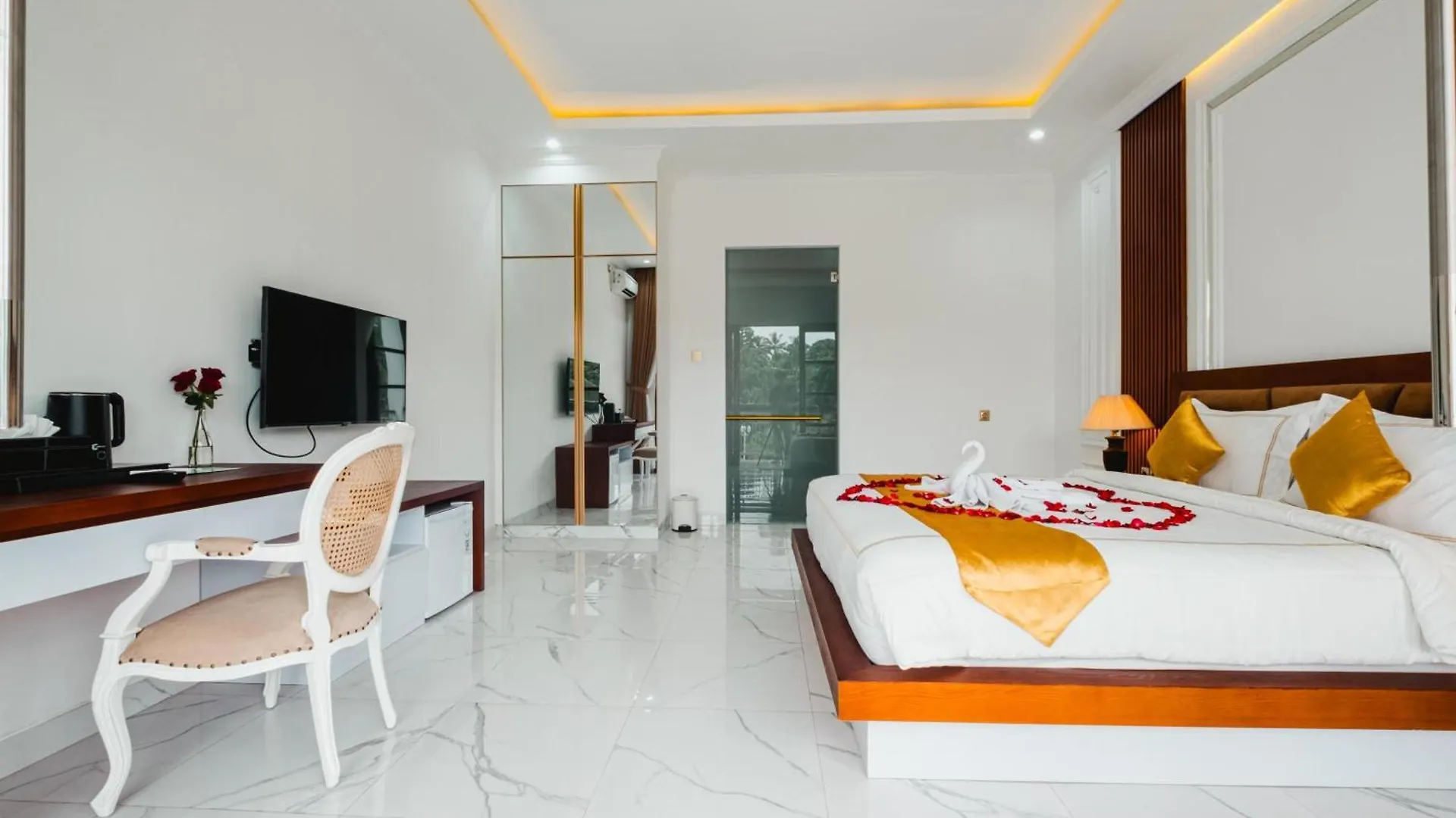 Royal Maharani Payogan Bed & Breakfast Ubud  Indonesia